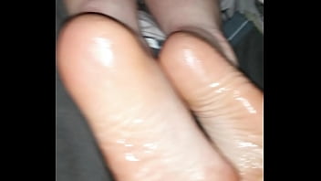 Oiled S. Soles