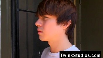 Gay Cock Young Kyler Moss Is Walking Through The Neighborhood When He - gay, twink, twinks, gaysex, gayporn, gay-fucking, gay-sex, gay-anal, gay-porn, gay-trimmed, twinkstu - Video 5924161