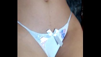 Novinha Gatinha De Calcinha Branca!!