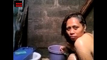Filipina Girl Doing Bath Seducing In Cam Nice Tits And Pussy
