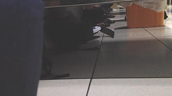 Quay lén bú cu trong maximark cá__ng hòa HCM