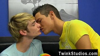 Gay Sex All Preston Andrews Got For His Bday Was A Penis Bouquet, But