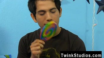 Nude Men Giovanni Lovell Is Snooping Around Conner Bradley' Room For