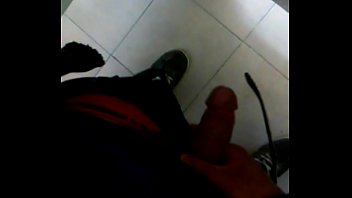 Jalandomela En Los Baños Del Trabajo