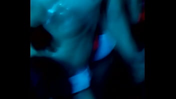 Hombre Rico Bailando