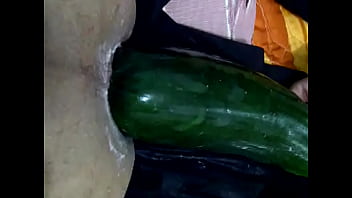 Fist Footing-se Me Sale El Pepino Y Me Mete El Pie