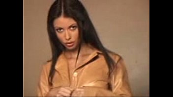 Veronika Zemanova Stripp