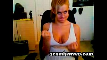 Teen Teases On Free Webcam Show At Xcamheaven - teen, webcam, teaser - Video 6000360