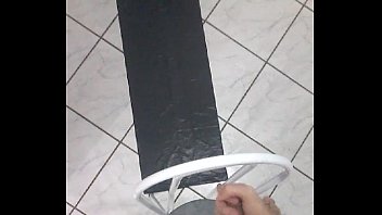 Magrelo Goza Longe (um Metro)