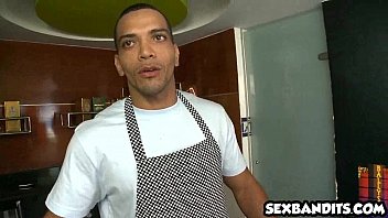 Super Hot Latina Babe Gets Dirty 01