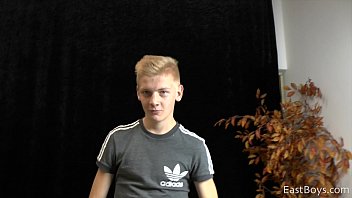 Exclusive Casting - Cute Teenage Boy