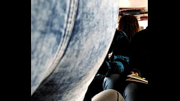 Cachete Con Cachete En La Combi