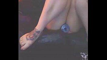 Exhibitionist Cam Tattooo Chick Dildo Squart