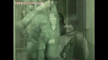 Lesbianteensleepover