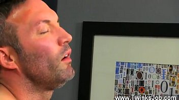 Male Models He Gets On His Knees And Gargles Brock' Meatpipe Before