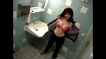 (2) Amateur - Boquete No Banheiro