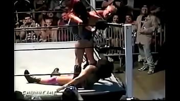 Maria Kanellis Stinkface