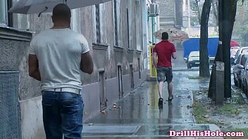 Muscular Bottom Gets His Asshole Rammed