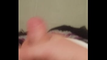 Quick Masturbate In Toilet