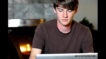 Two Guys Do Some Hot Chatting - Anal-fucking-shaved-lollipop-gay-blond-twink