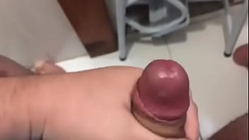 Novinho Gozando Gostoso - teen, solo, gay, masturbando, gozando, gostoso, gordinho - Video 5956018