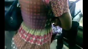 Vagabunda De Vestido No Trem