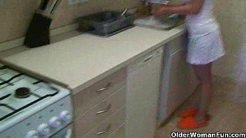 Dirty Housewife Has A Naughty Fantasy