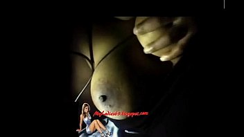 ⁣Chica Morena Tetona Enseña Las Tetas En Skype 3