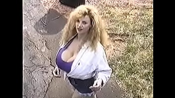 Chessie Moore - Shows Cleavage